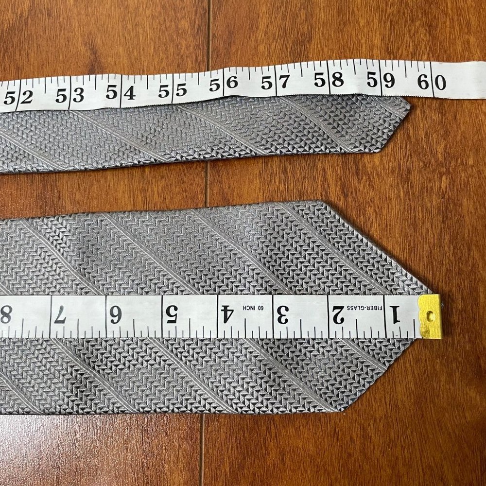Ermenegildo Zegna Silk Neck Tie Silver Gray - Picture 6 of 9